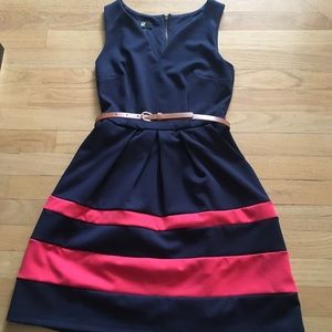 iZ Byer Blue & Pink Sleeveless Belted Dress 💘